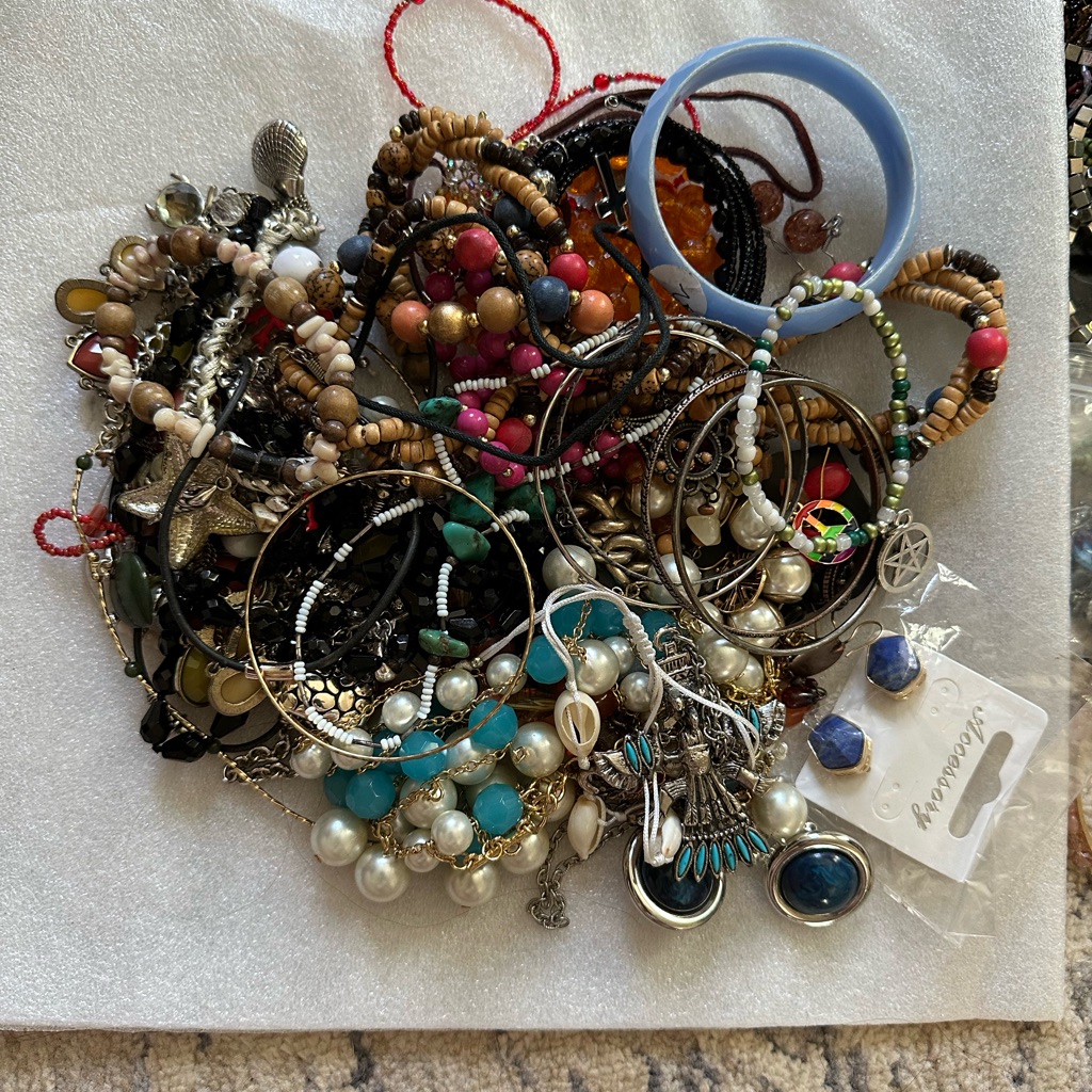 Elegant Multi-Colorjewelry Collection